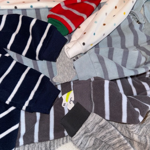 Baby clothes. - Picture 7 of 9